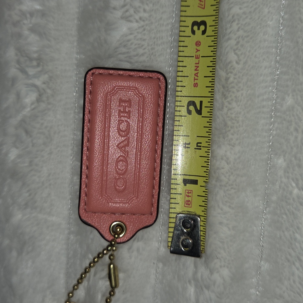 COACH 2.25" Salmon Pink Hangtag, Pink Pave & Gold Heart, Gold Coach Square - Picture 7 of 11